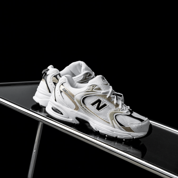 New Balance 530 ‘White Light Gold Metallic’