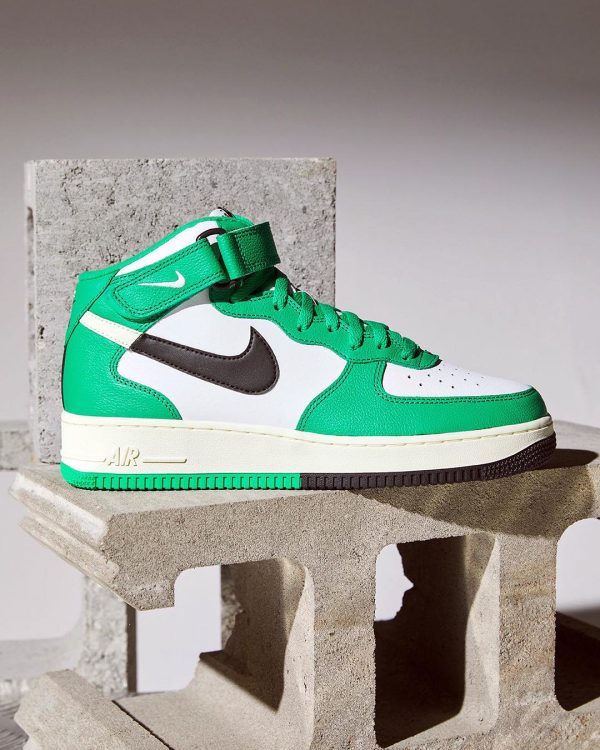 Air Force 1 Mid 07 LV8 ‘Split Stadium Green’
